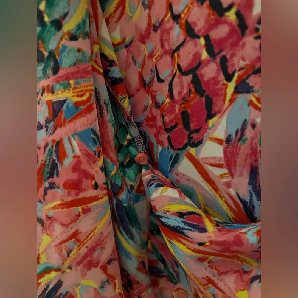 Violet & Claire Pineapple wrap tank - Picture 3 of 5